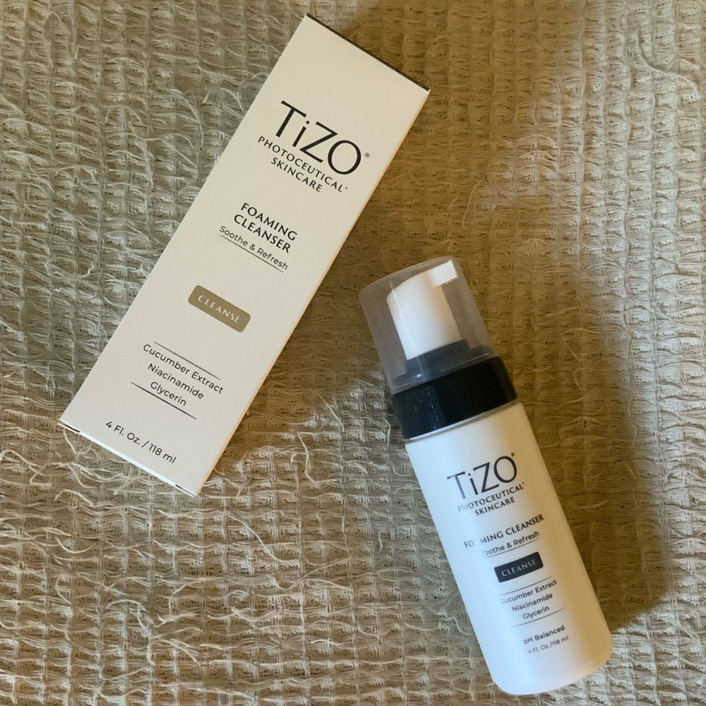 New TiZO Photoceutical Skincare Foaming Cleanser Gentle Face Wash Soothe Refresh